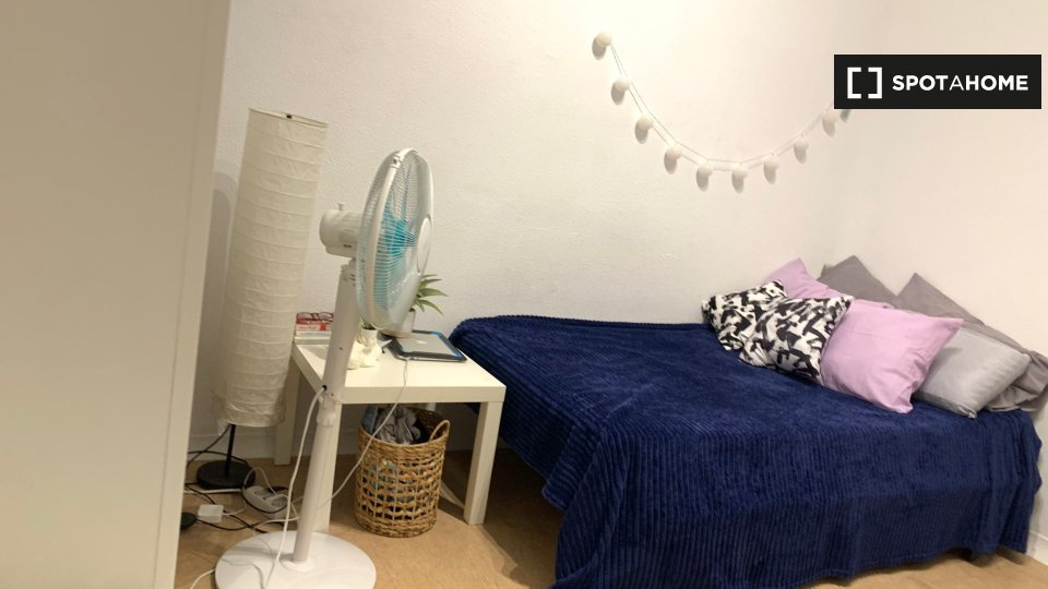 Double room Madrid, 9 beds — photo 5
