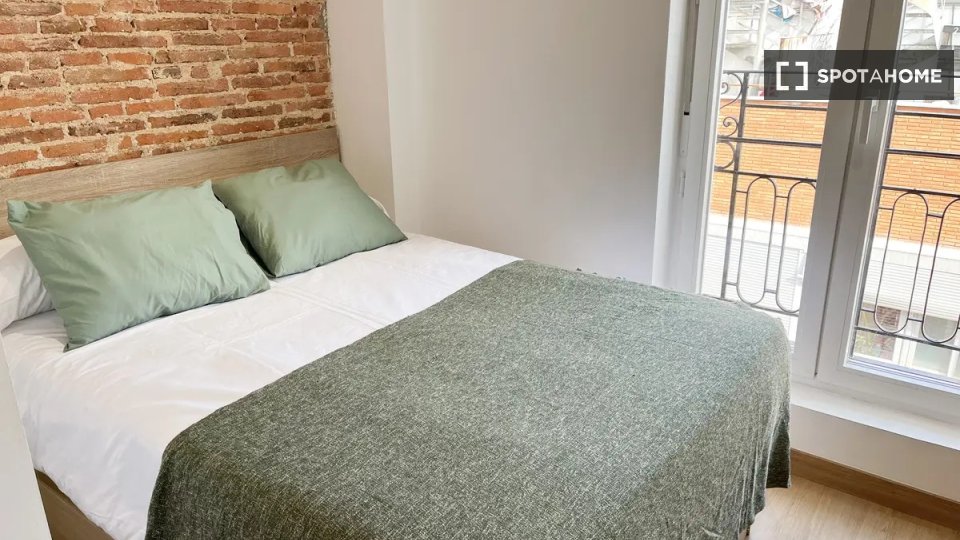 Double room Madrid, 6 beds — photo 19