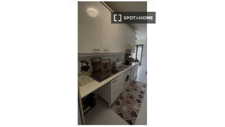 Double room Madrid, 2 beds, 112m² — photo 3