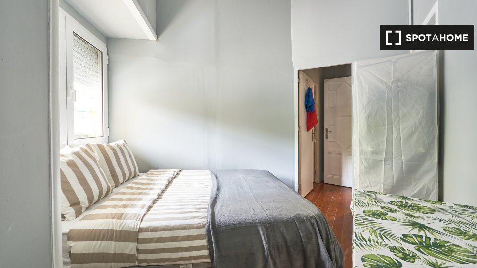 Double room Lisbon, 8 beds — photo 5