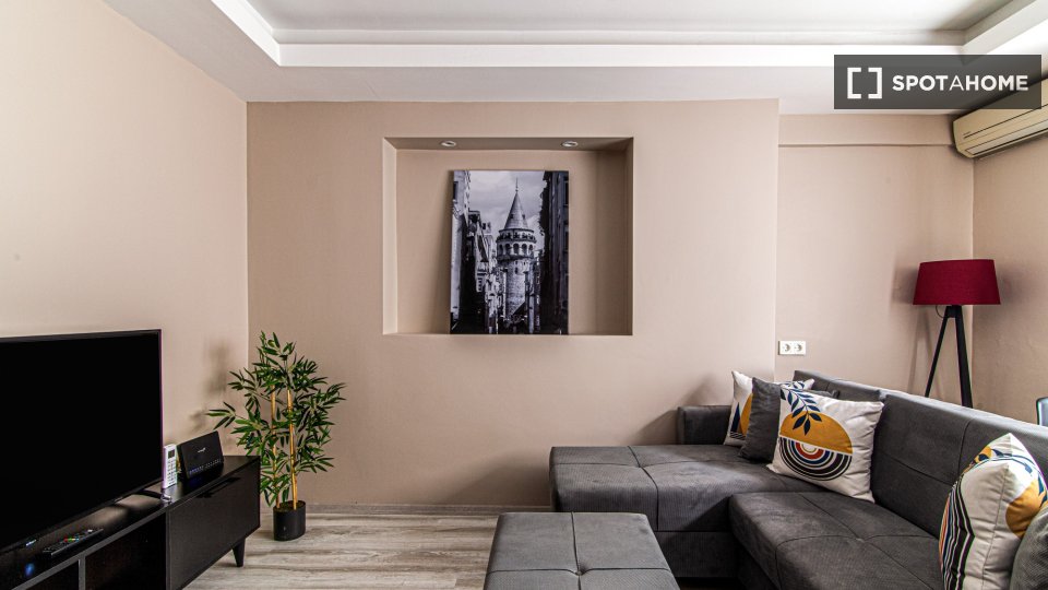 Apartment Istanbul, 1 bed — photo 9