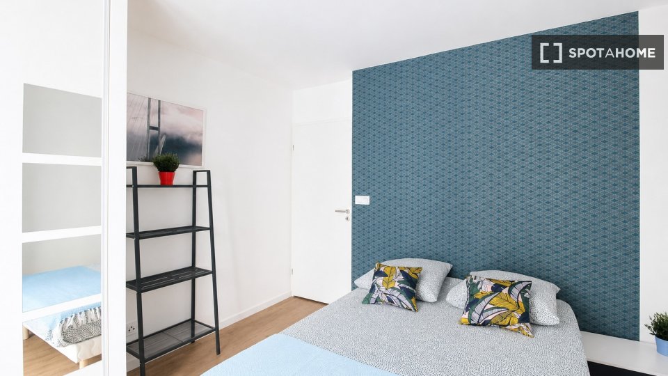 Chambre double Paris, 4 chambres — photo 25