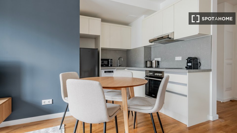 Apartment Berlin, 1 bed, 55m² — photo 1
