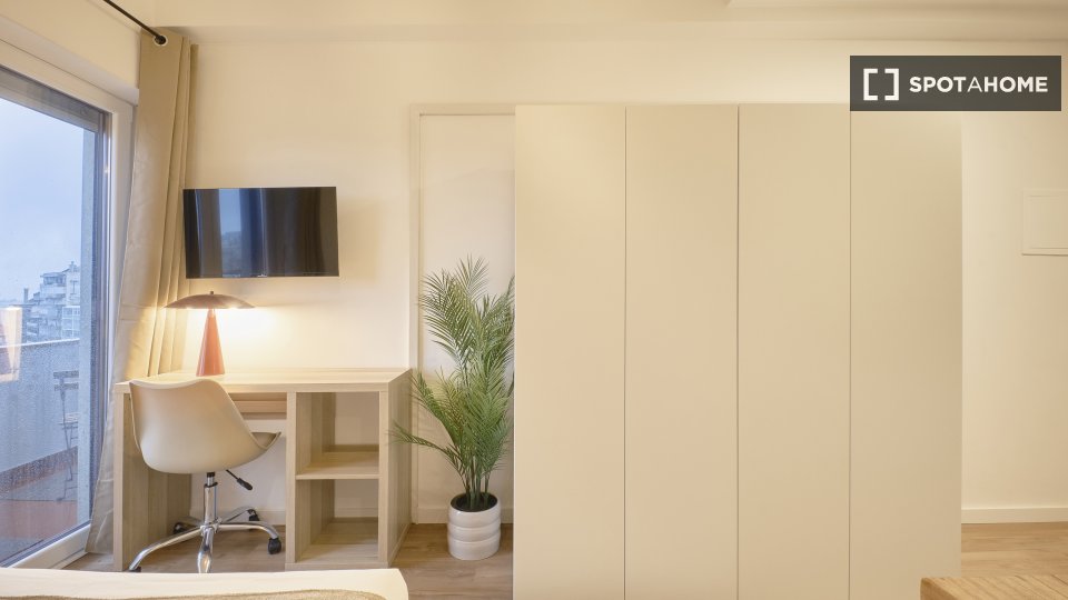 Double room Lisbon, 9 beds — photo 14