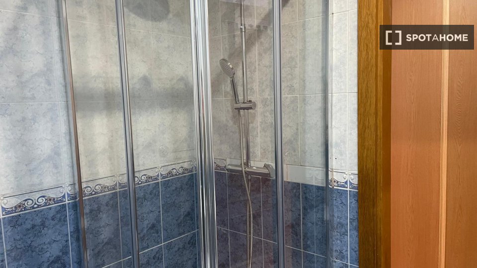 Double room Lisbon, 4 beds, 125m² — photo 66