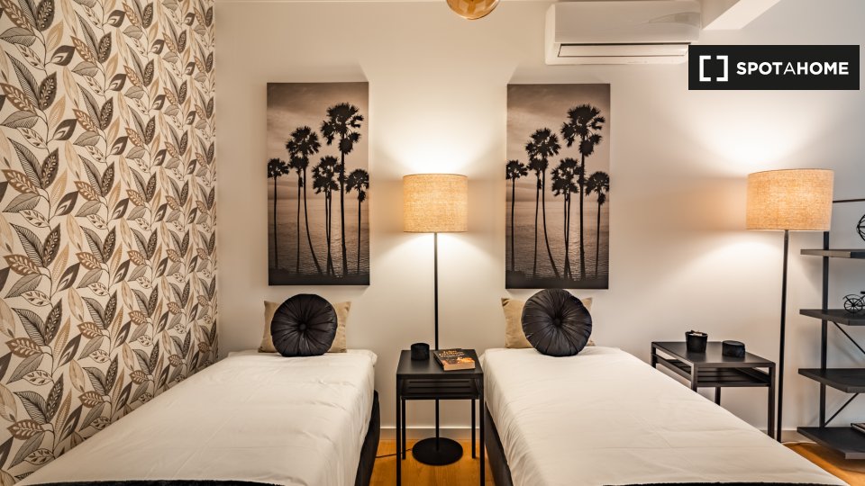 Apartment Lisbon, 2 beds — photo 13