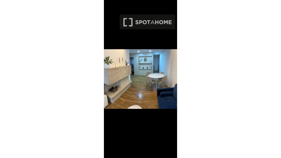 Double room Madrid, 1 bed, 85m² — photo 7