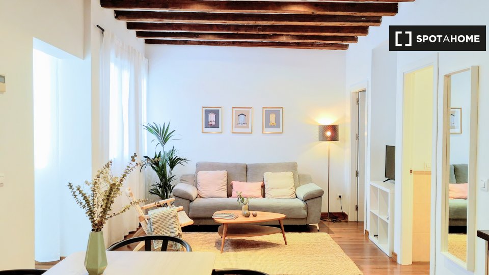 Apartment Madrid, 2 beds, 70m² — photo 1
