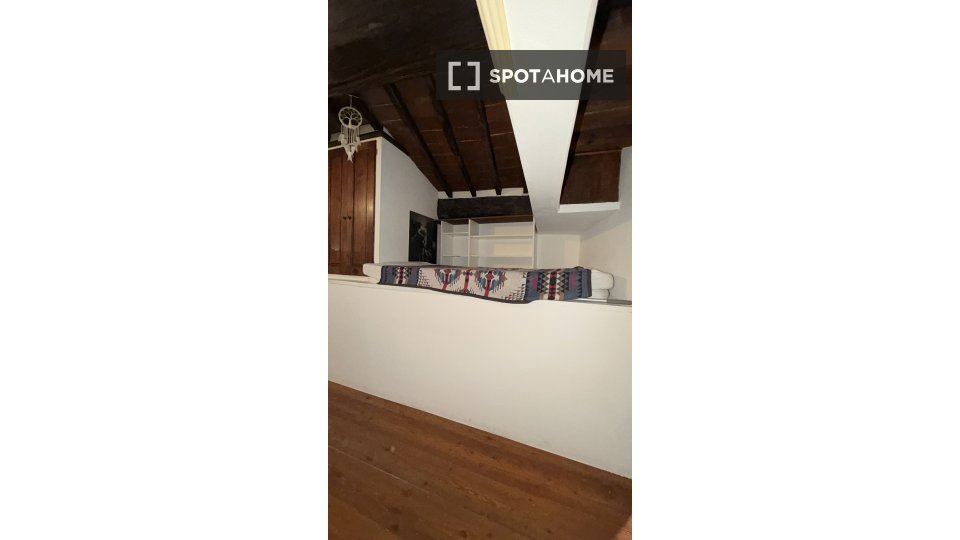 Apartment Florence, 1 bed, 70m² — photo 13