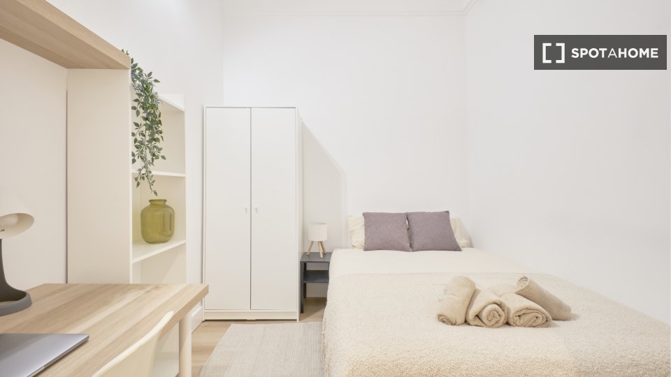 Double room Lisbon, 10 beds — photo 26
