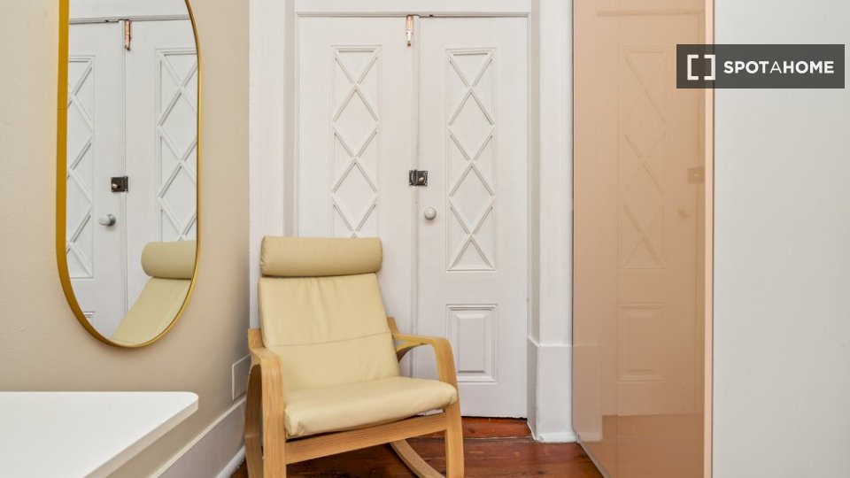 Double room Lisbon, 10 beds — photo 4