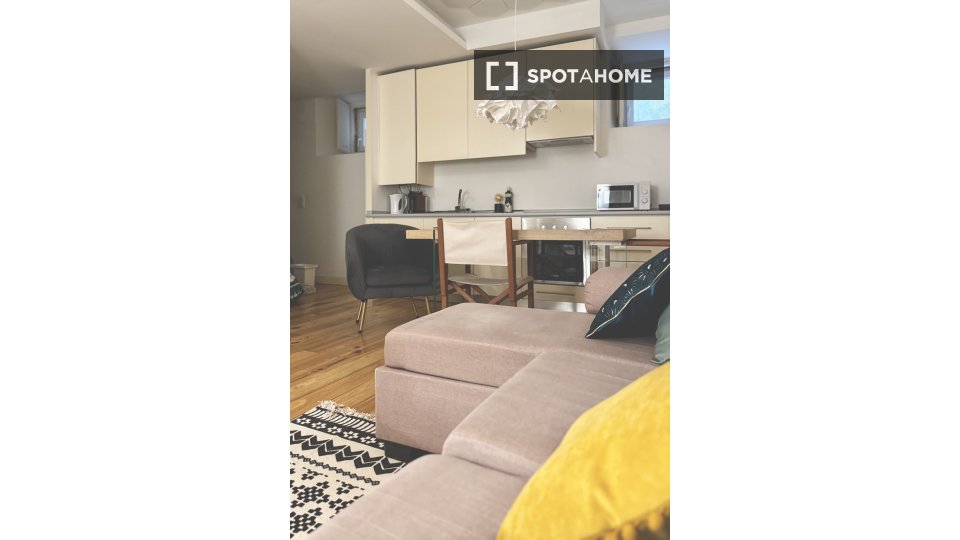 Apartment mono Lisbon, 47m² — photo 5