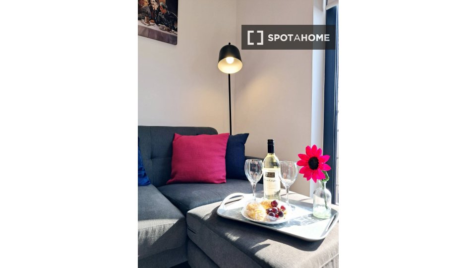 Apartment Manchester, 2 beds, 67m² — photo 2