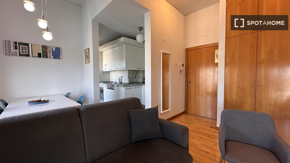 Apartment mono Lisbon, 60m² — photo 10
