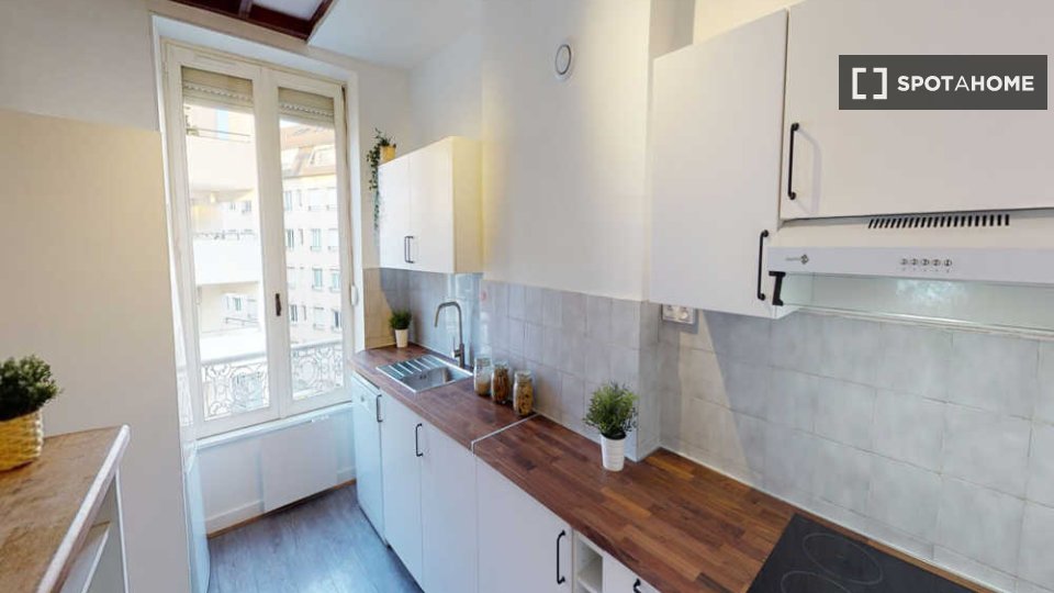 Camera doppia Lione, 3 camere, 80m² — foto 5