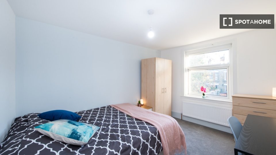 Double room London, 5 beds — photo 27