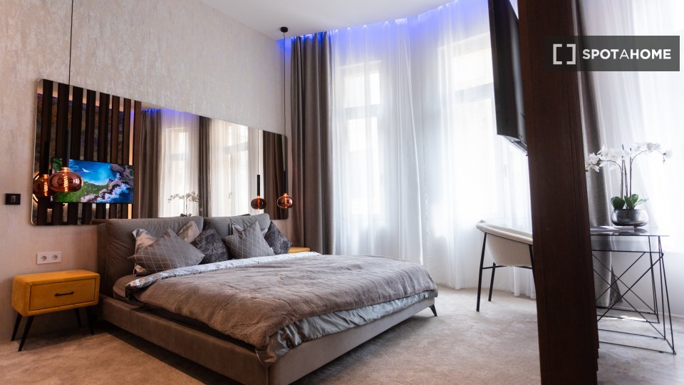Apartment mono Budapest, 77m² — photo 2