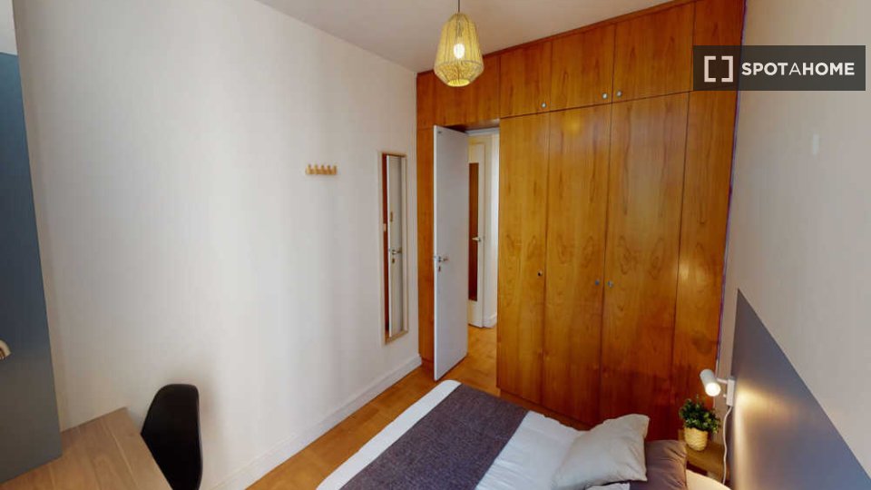 Double room Paris, 4 beds, 80m² — photo 13