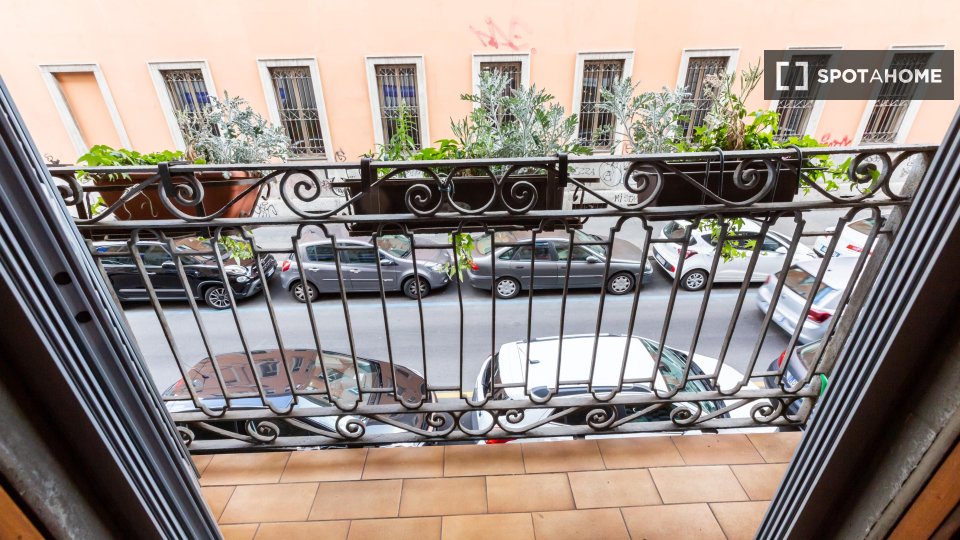 Apartment Milan, 1 bed, 45m² — photo 2