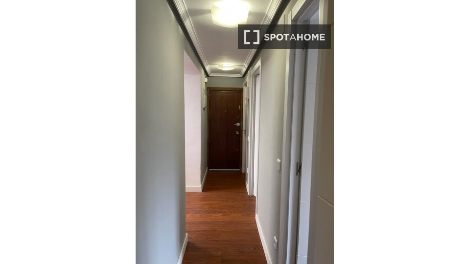 Double room Madrid, 3 beds — photo 13