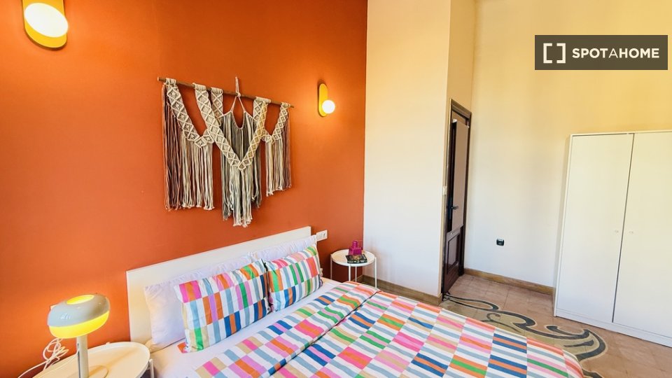 Double room Granada, 1 bed — photo 12