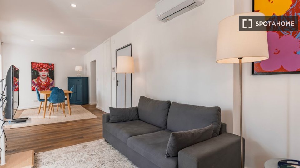 Apartment Lisbon, 2 beds — photo 10