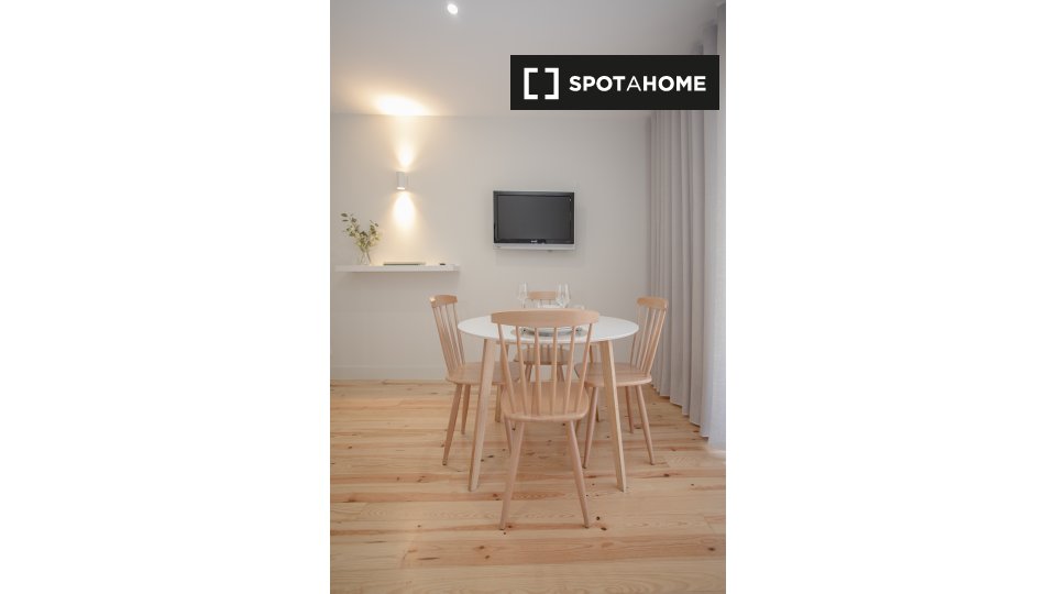 Apartment mono Porto, 47m² — photo 17