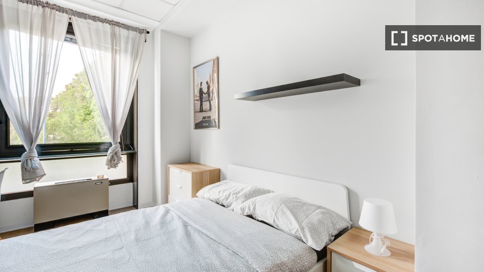 Double room Milan, 7 beds, 166m² — photo 11