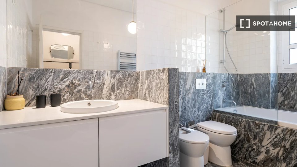Double room Lisbon, 7 beds — photo 18