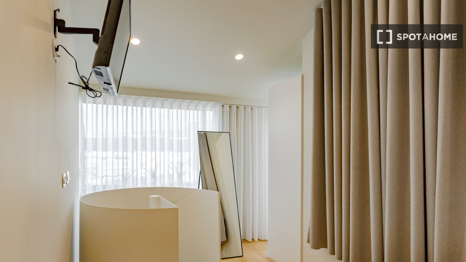 Apartment Porto, 1 bed, 60m² — photo 9