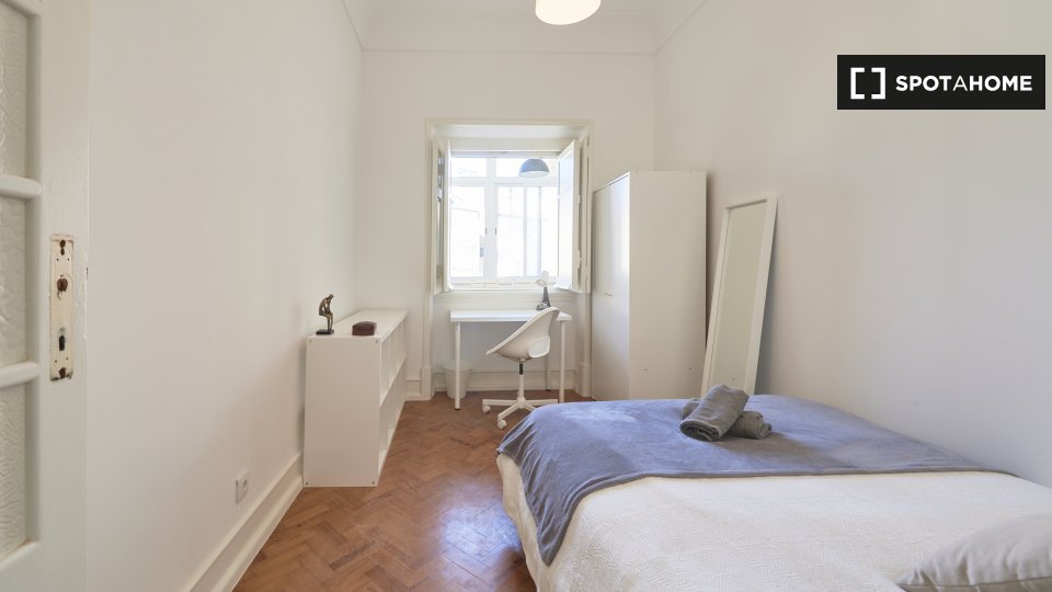 Double room Lisbon, 12 beds — photo 3
