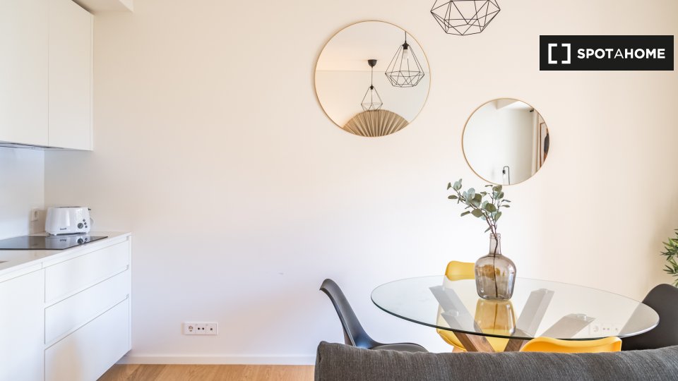 Apartment Lisbon, 1 bed — photo 11