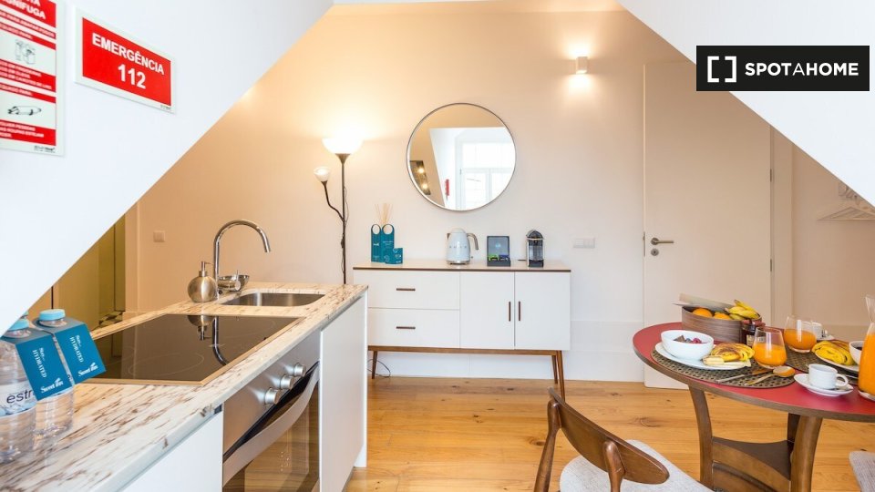 Apartment Porto, 1 bed, 20m² — photo 4