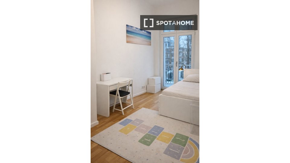 Apartment Berlin, 4 beds, 135m² — photo 13