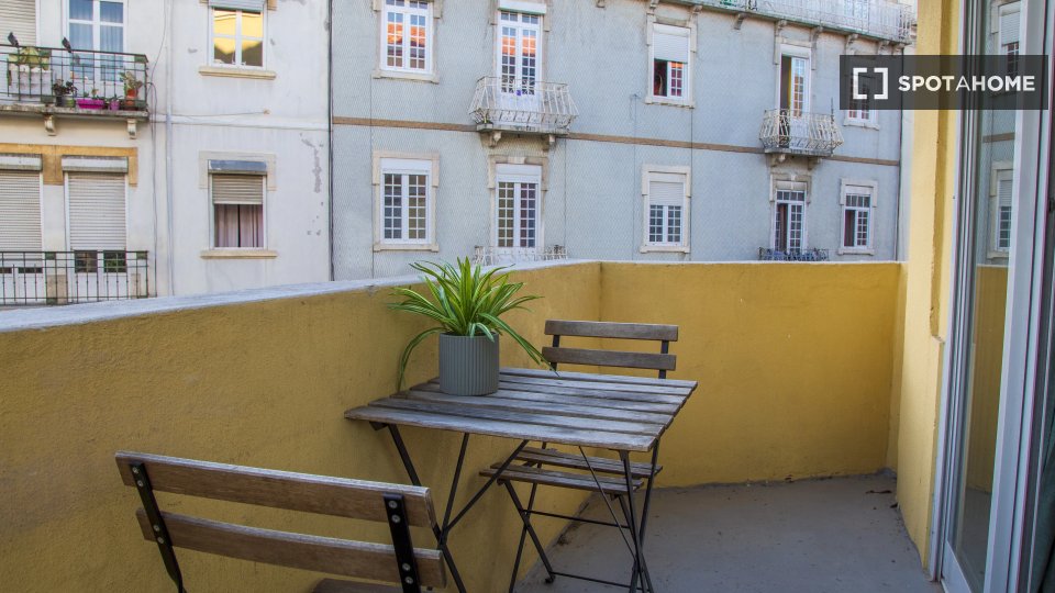 Double room Lisbon, 4 beds — photo 2