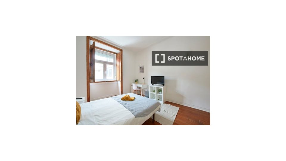 Double room Lisbon, 9 beds — photo 9