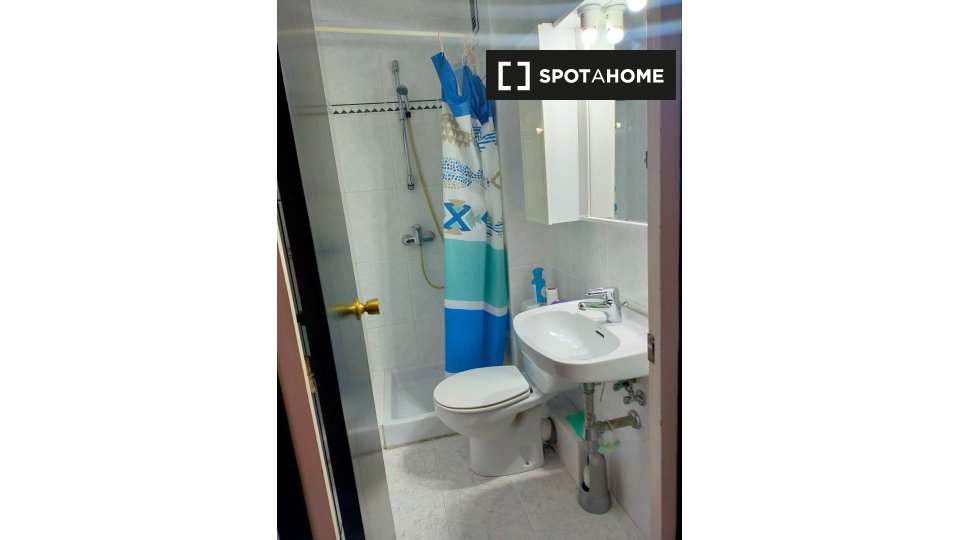 Double room Barcelona, 4 beds, 92m² — photo 1
