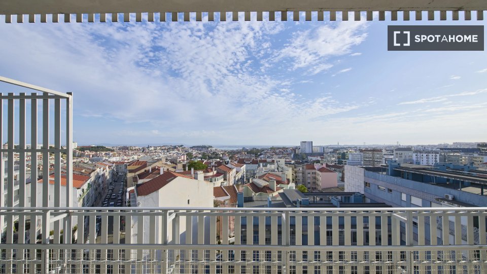 Double room Lisbon, 9 beds — photo 14