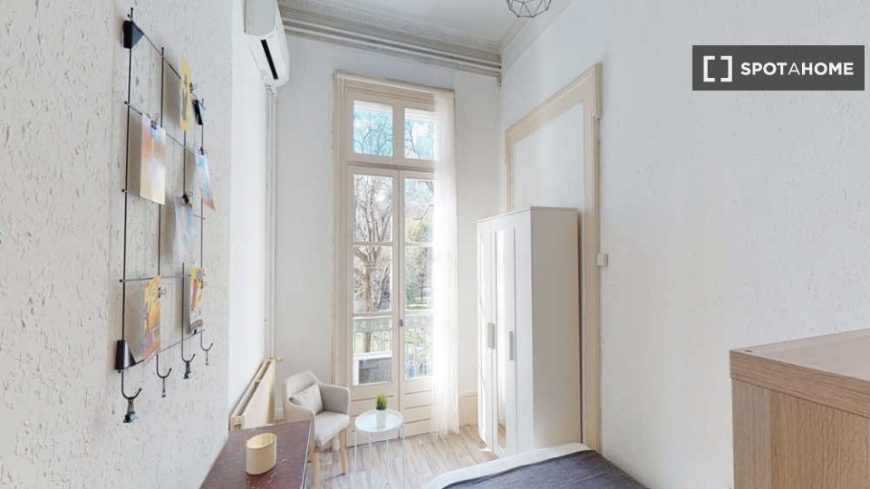 Double room Montpellier, 6 beds, 200m² — photo 30