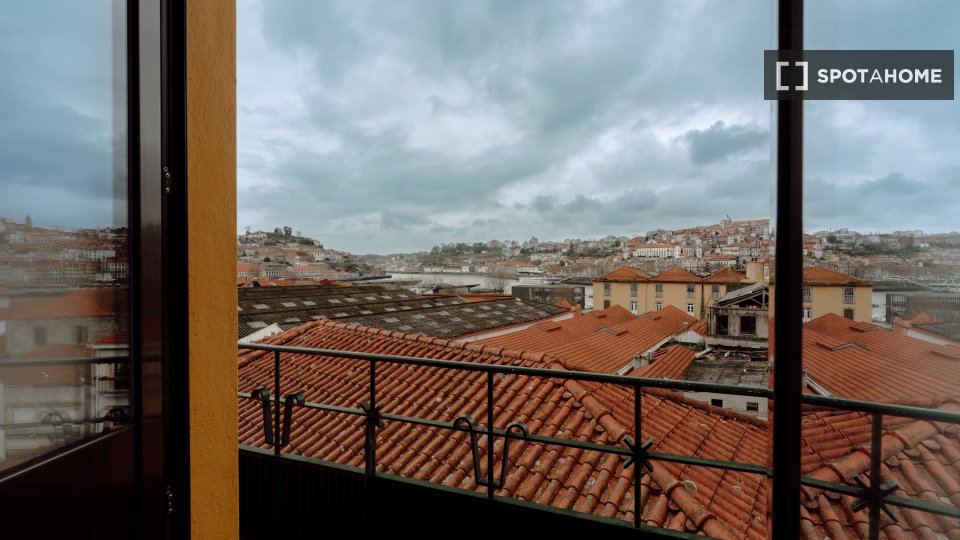 Apartment Porto, 4 beds, 160m² — photo 9