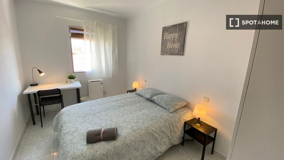 Habitación doble Madrid, 3 habitaciones — foto 2