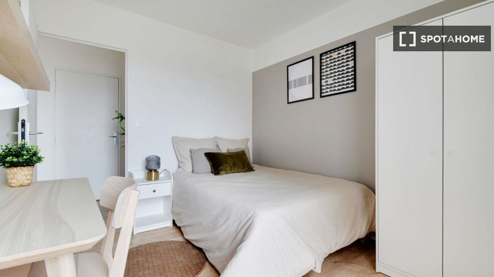 Double room Paris, 4 beds — photo 11