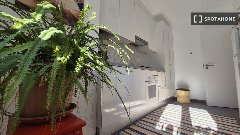 Apartment mono Lisbon, 61m² — photo 4