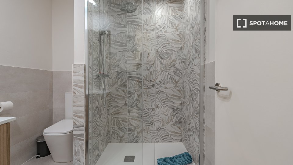 Double room Barcelona, 6 beds, 120m² — photo 64