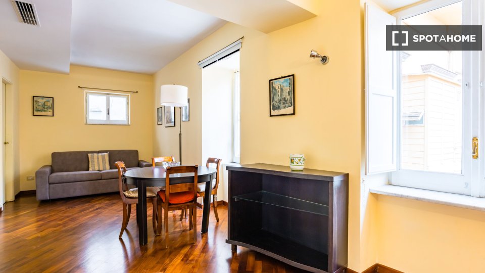Apartment Naples, 1 bed, 50m² — photo 12