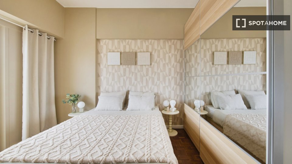 Double room Lisbon, 9 beds — photo 11