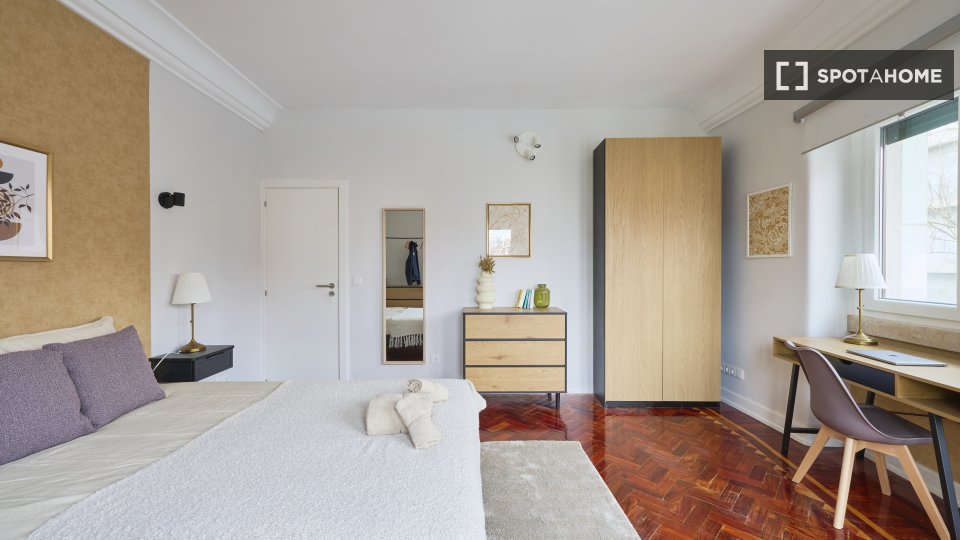 Double room Lisbon, 6 beds — photo 4