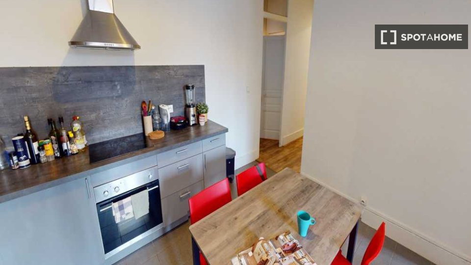 Camera doppia Lione, 3 camere, 80m² — foto 15
