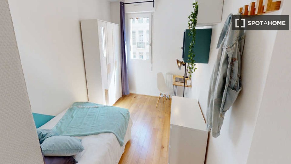 Double room Lyon, 5 beds, 90m² — photo 4