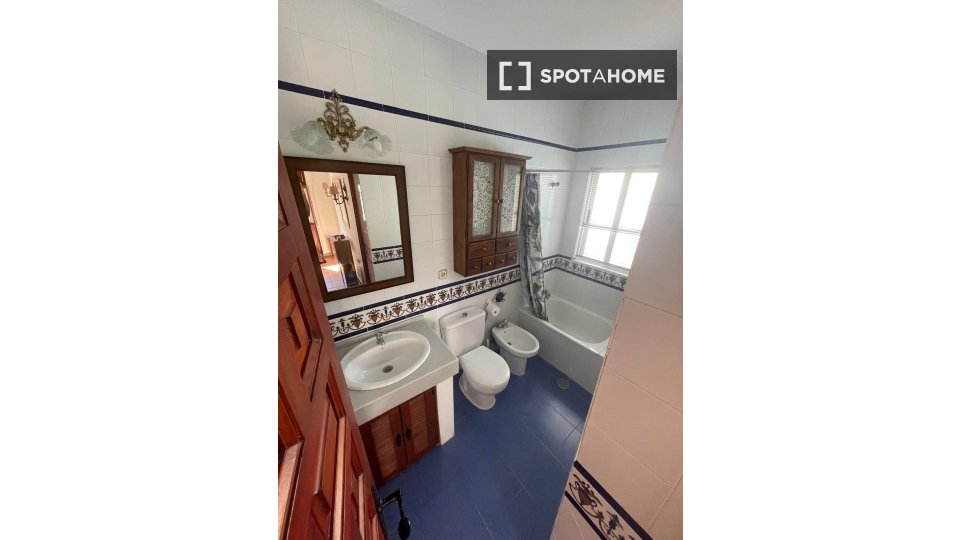 Apartment Granada, 2 beds, 95m² — photo 5